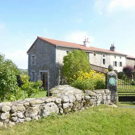 Dom wakacyjny Maison Ancienne Au Calme Avec Cheminee Et Equipements Bebe, Proche De - Fr-1-582-127 Saugues