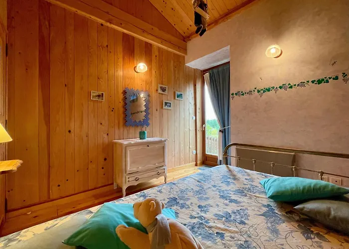 Maison Ancienne Au Calme Avec Cheminee Et Equipements Bebe, Proche De - Fr-1-582-127 Saugues